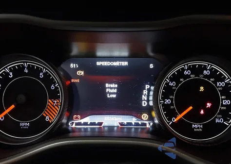 2015 Jeep Cherokee Trailhawk z USA, uszkodzony, nr VIN 1C4PJMBS7FW646577